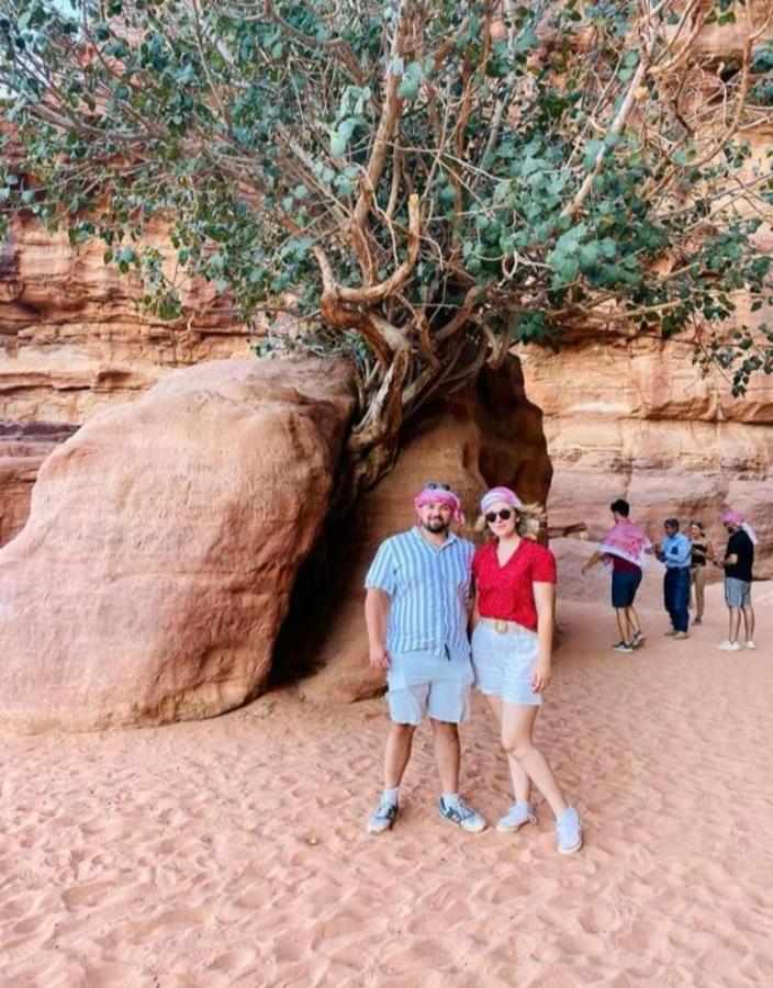Saleem With Jeep Tour Daire Ram Vadisi Dış mekan fotoğraf