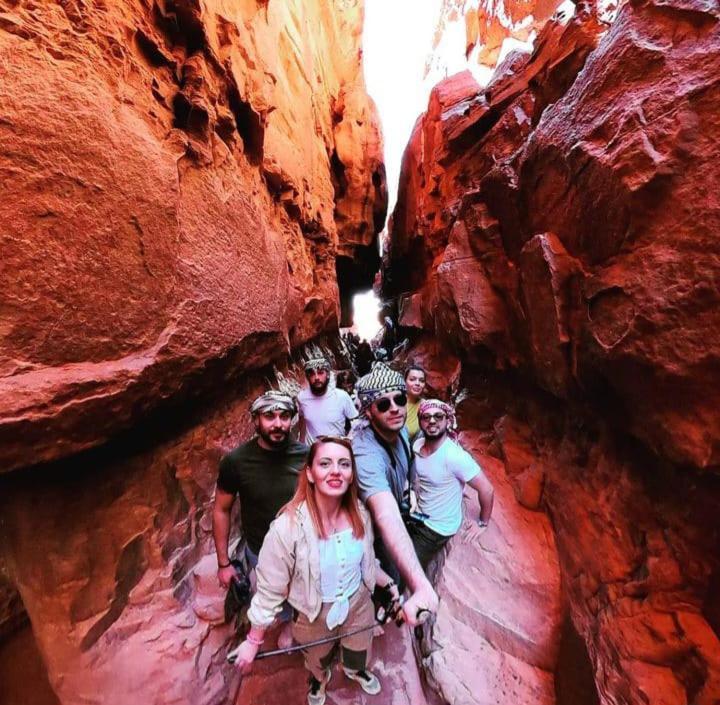 Saleem With Jeep Tour Daire Ram Vadisi Dış mekan fotoğraf