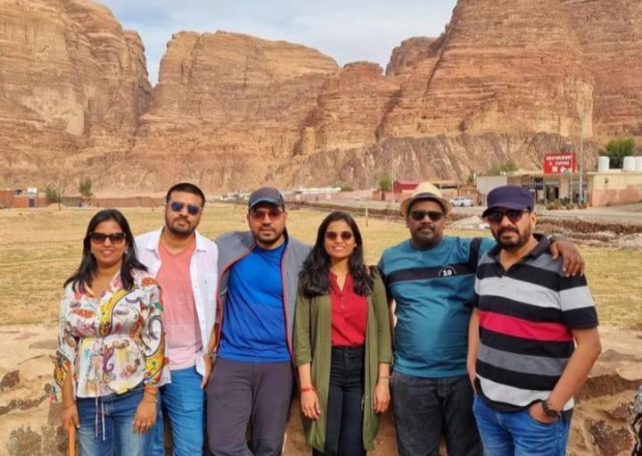 Saleem With Jeep Tour Daire Ram Vadisi Dış mekan fotoğraf